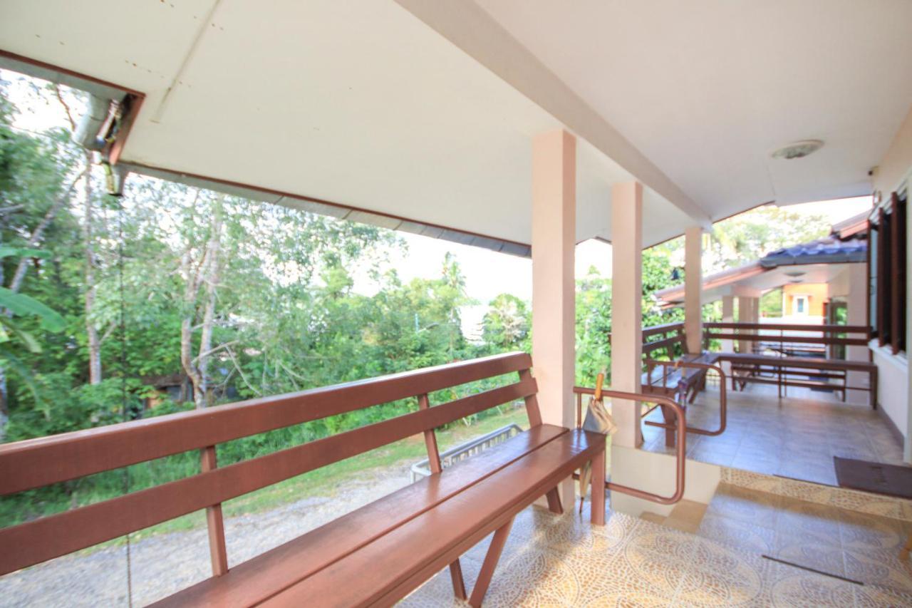 Oyo 75373 Chamil House Hotel Nai Harn Exterior photo