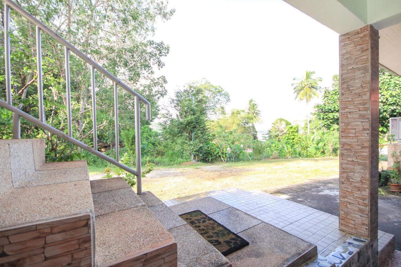 Oyo 75373 Chamil House Hotel Nai Harn Exterior photo